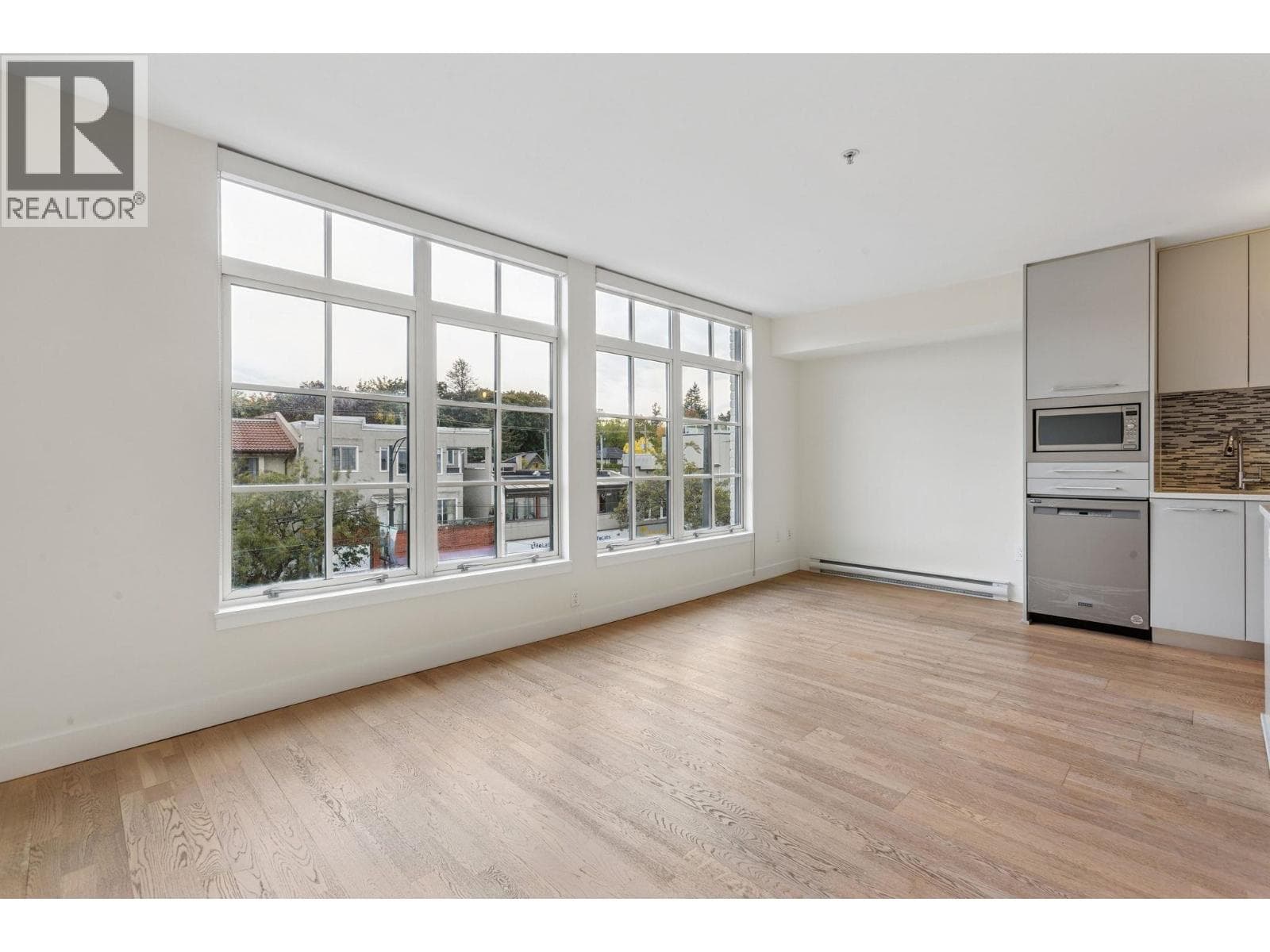 306 4355 W 10TH AVENUE, Greater Vancouver — photo 3
