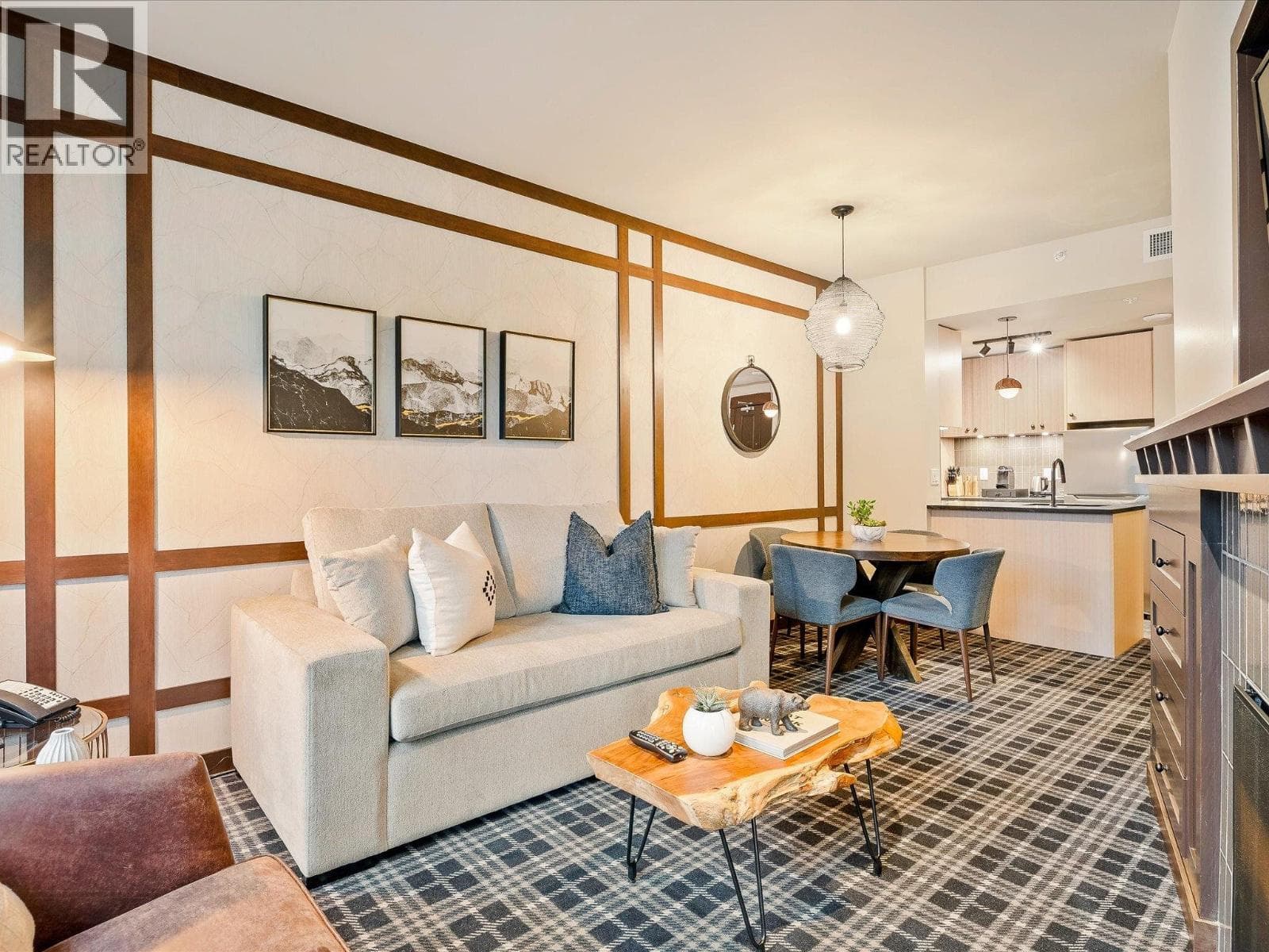 315 4320 SUNDIAL CRESCENT, Greater Vancouver — photo 2