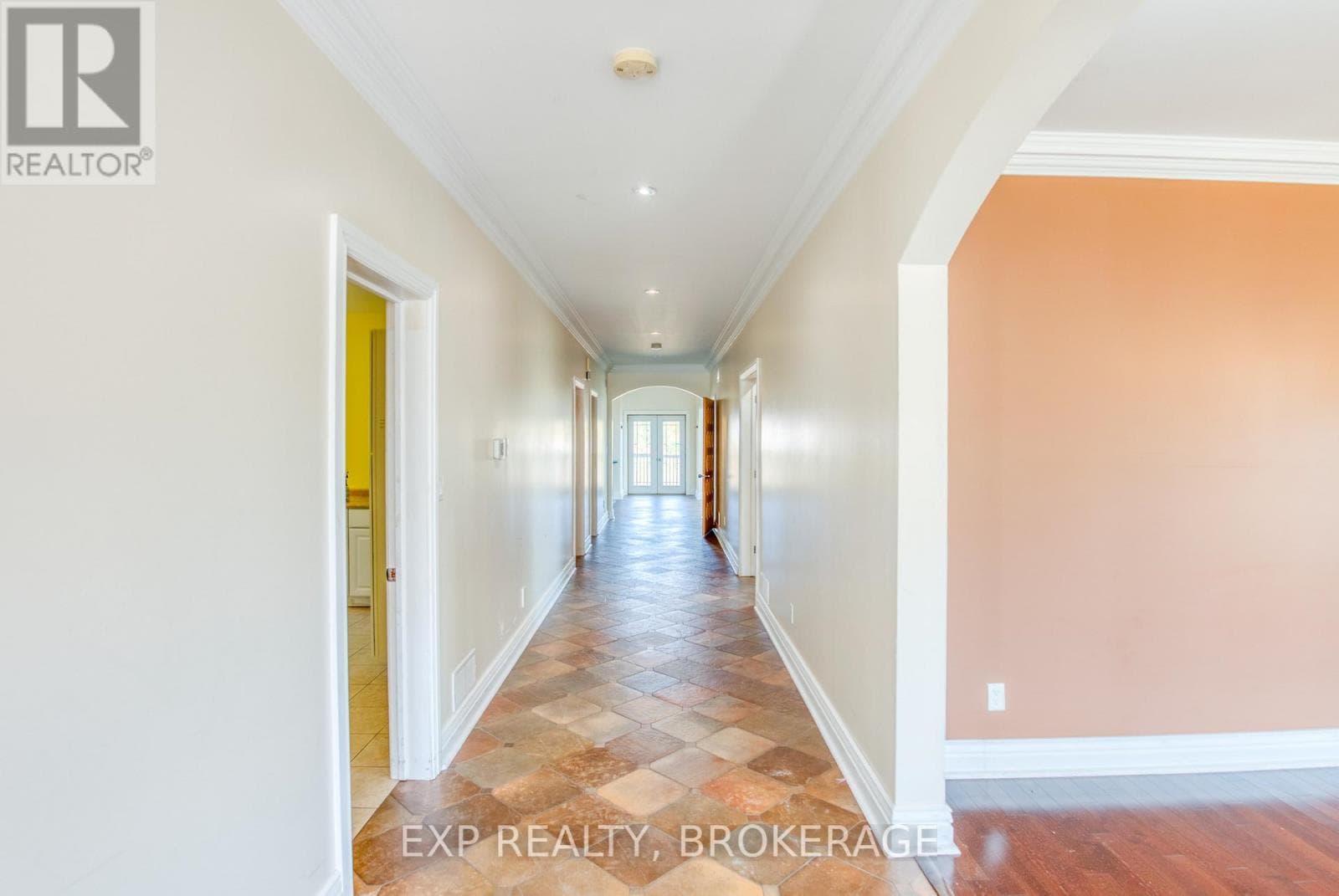 6 OLIVER ROAD, Kingston — photo 3