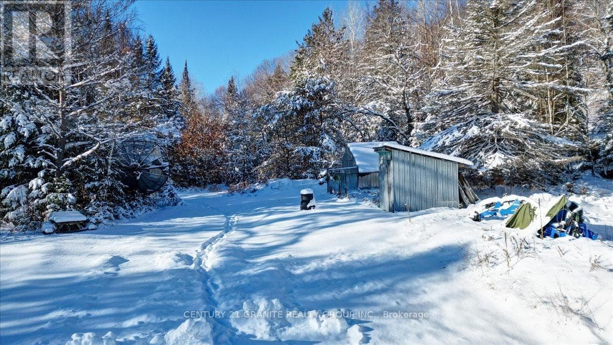3157 LOWER FARADAY ROAD, Central Lakes — photo 5