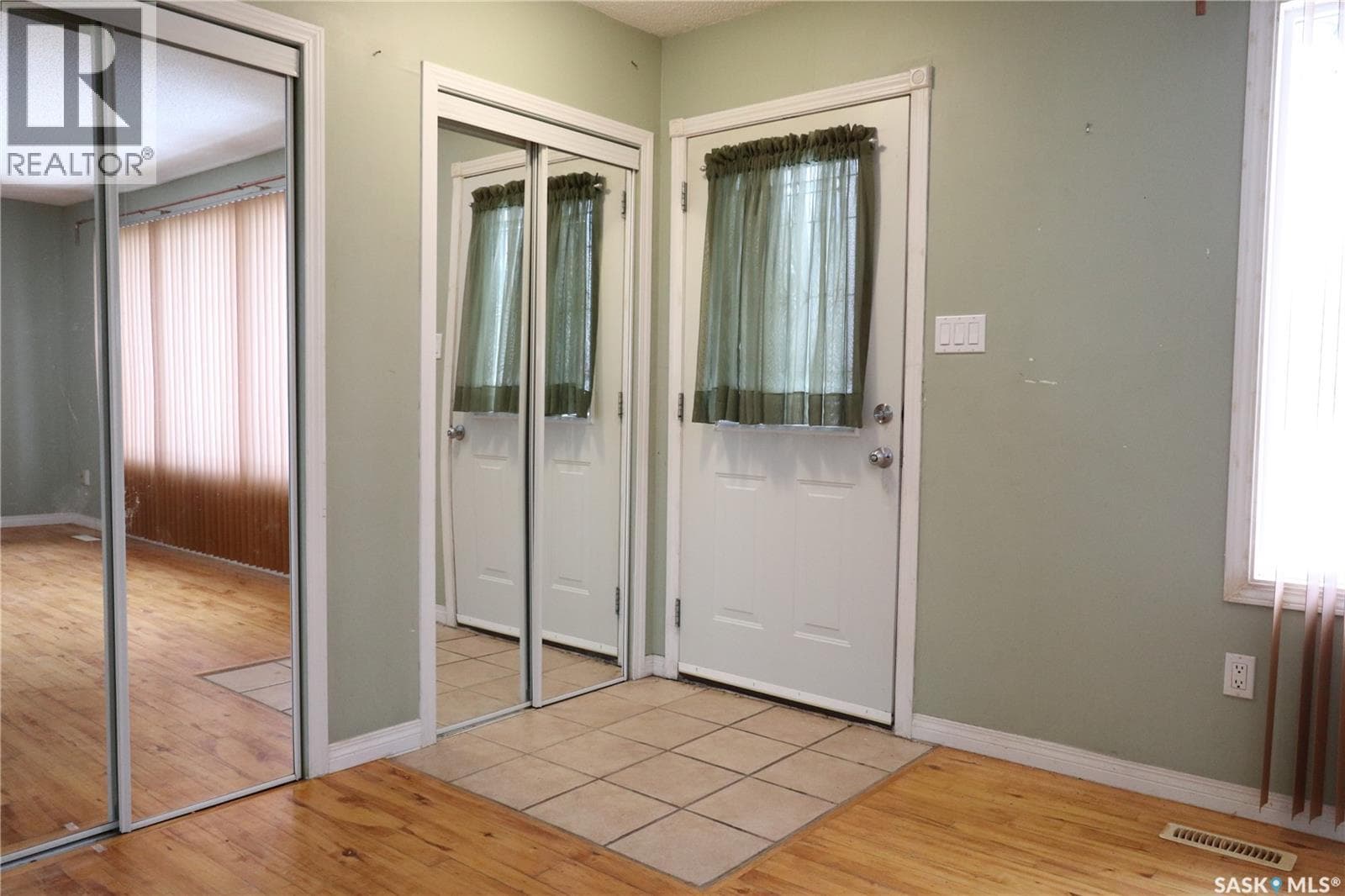 129 Dianne STREET — photo 4