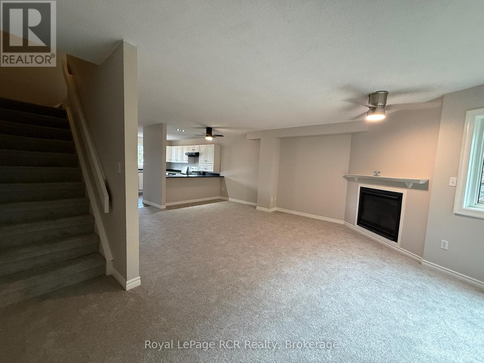 3 - 15 WATTS CRESCENT, OnePoint — photo 5