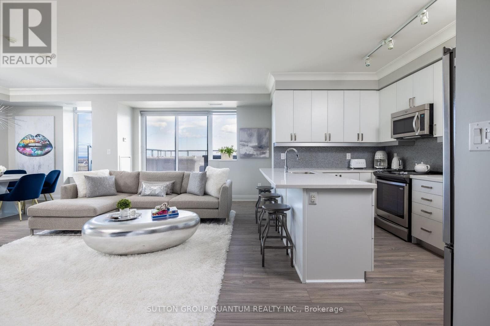 LPH 03 - 400 ADELAIDE STREET E, Toronto — photo 4