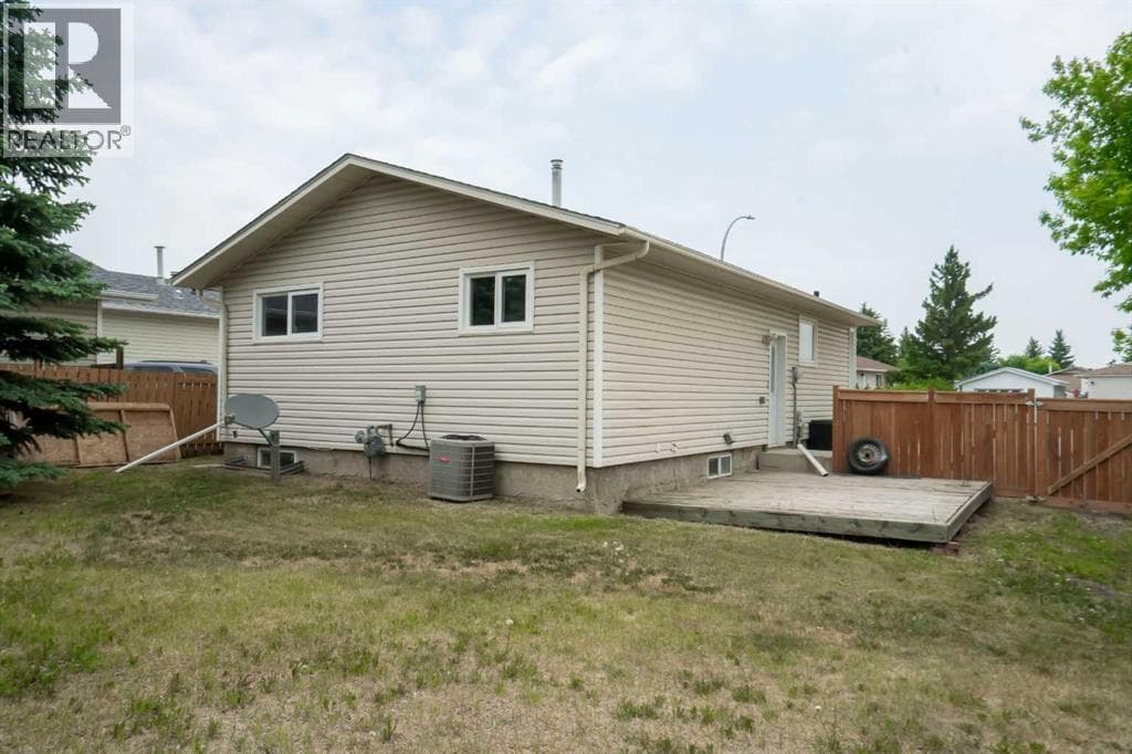 8325 101 AVENUE, Grande Prairie — photo 3