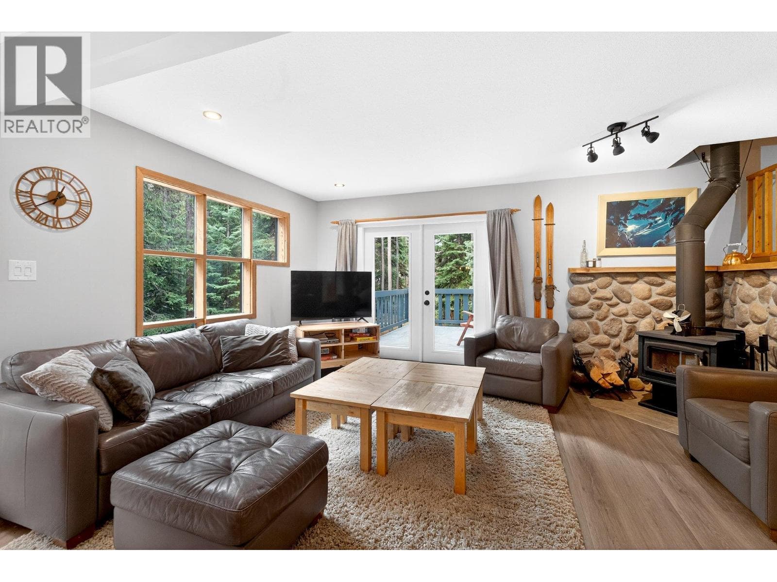 103 WHITETAIL ROAD UNIT 102 — photo 2