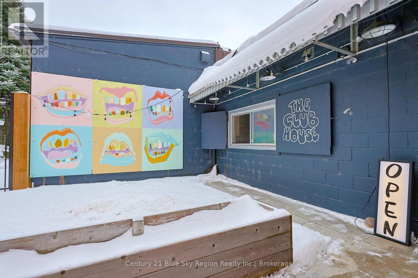 158 MAIN STREET W, North Bay — photo 2