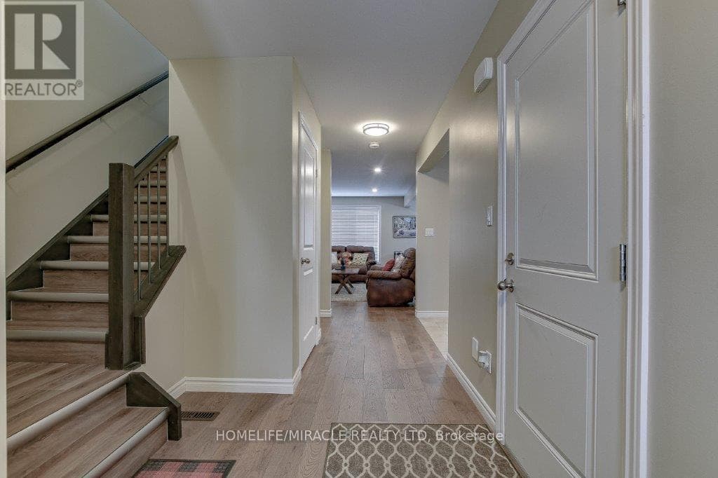 136 CHERRY STREET, Toronto — photo 3