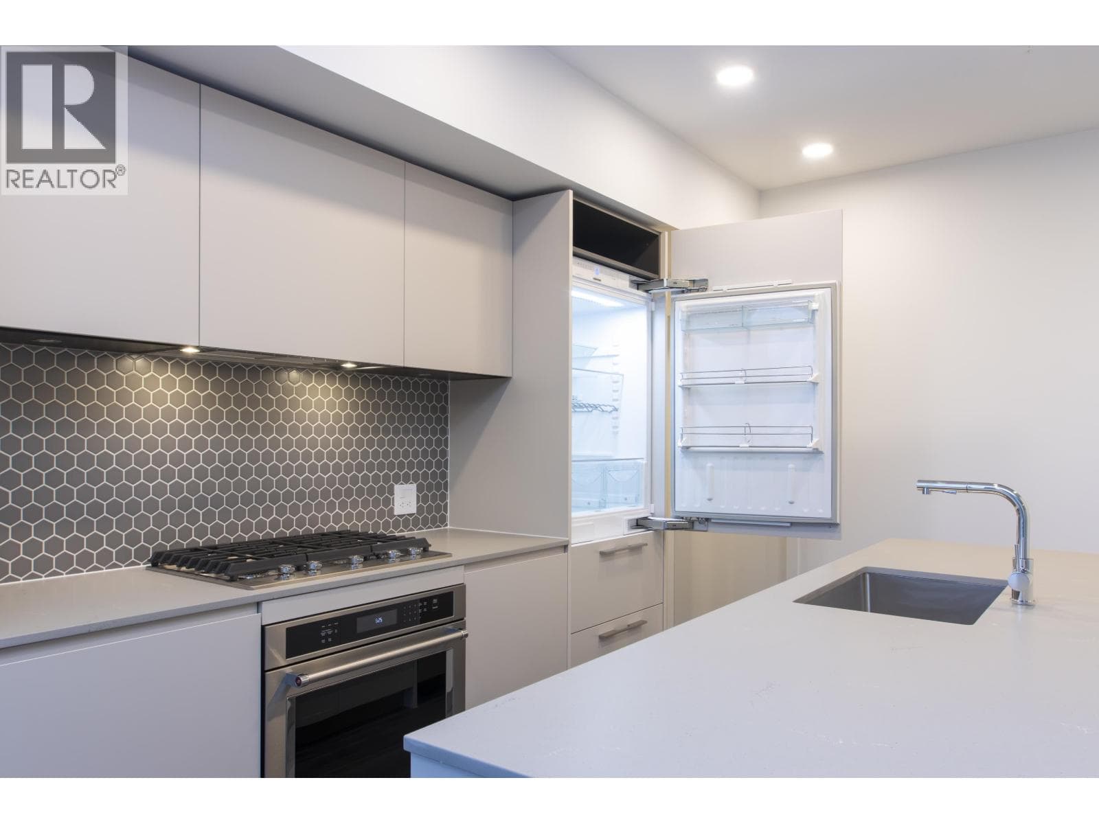 615 1504 SCOTT CRES, Greater Vancouver — photo 5