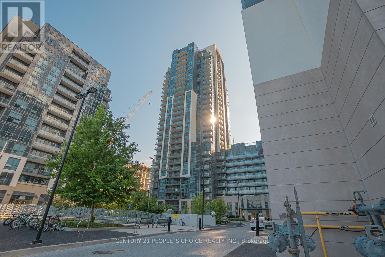 2901 - 20 MEADOWGLEN PLACE in Golfdale-Cedarbrae-Woburn