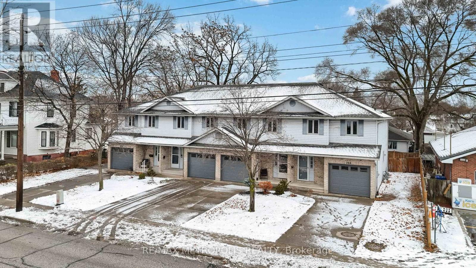 260-266 LONDON ROAD, Toronto — photo 2