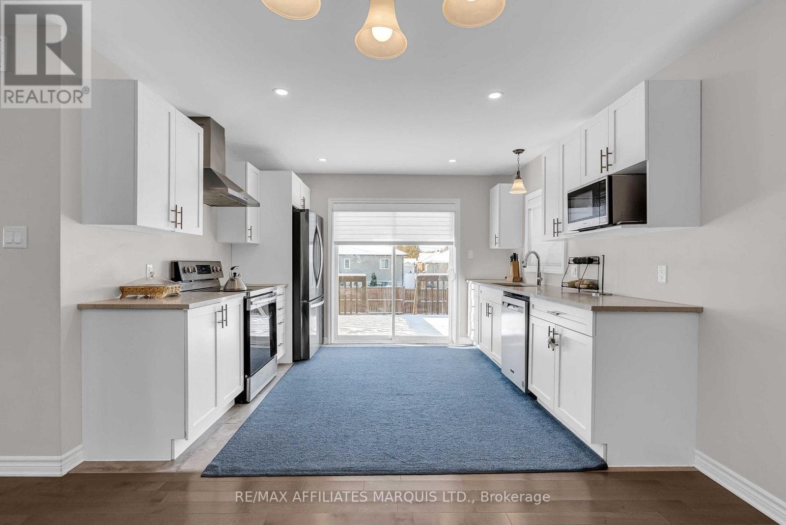 109 LEONIA STREET — photo 5