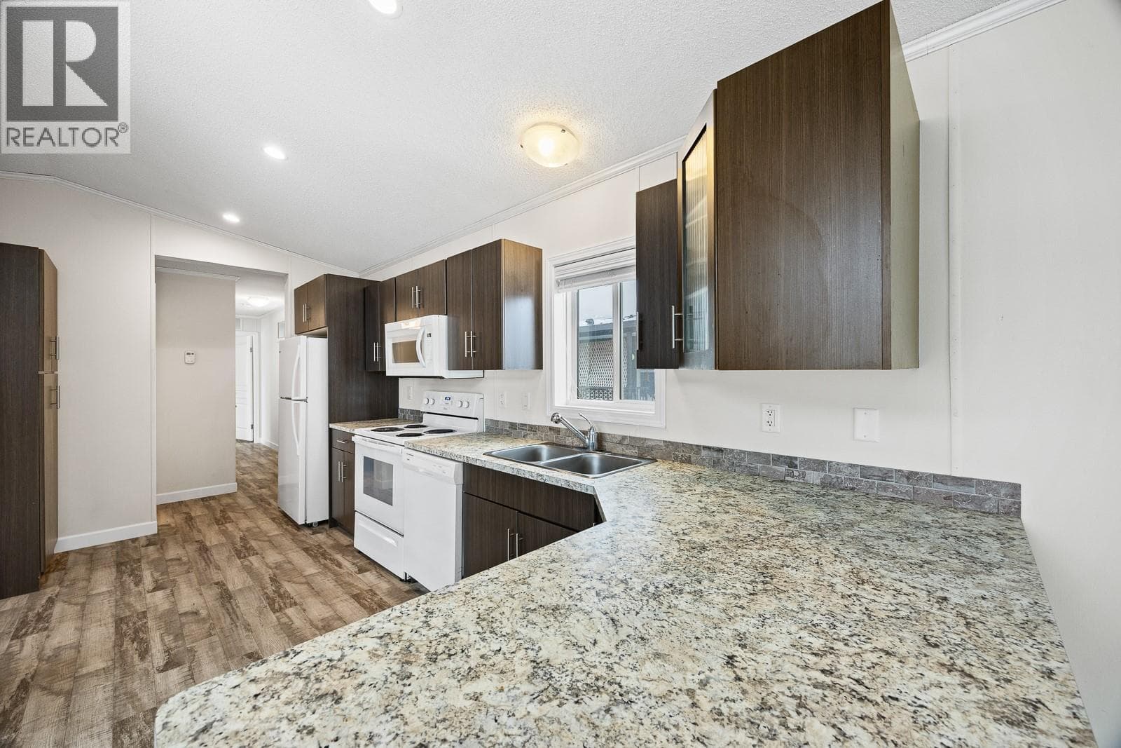 1118 Middle Bench Road Unit# 6 — photo 5