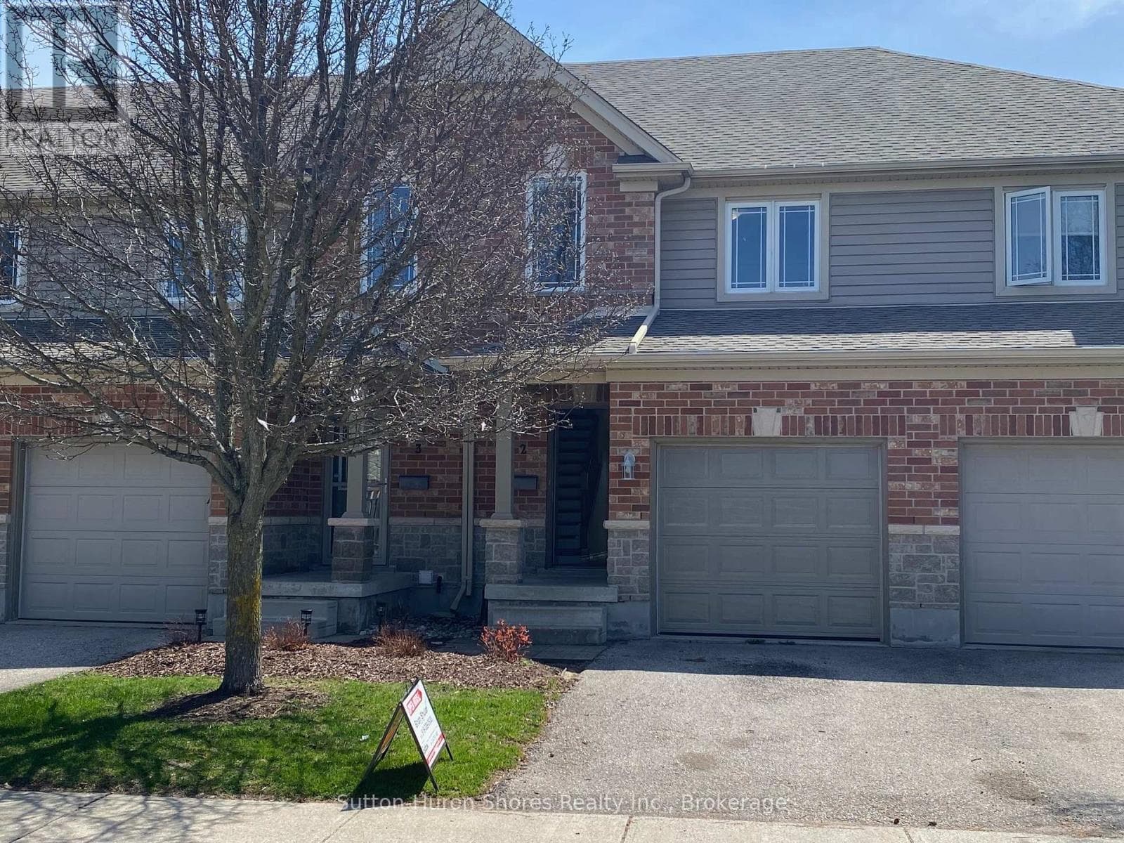 2 - 409 JOSEPH STREET in 