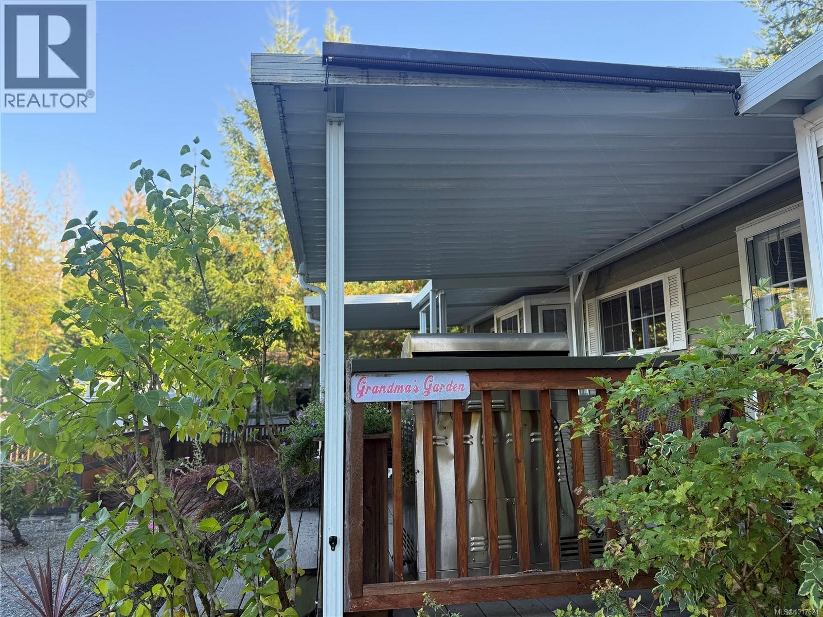 G12/13 2650 Turnbull Rd — photo 2