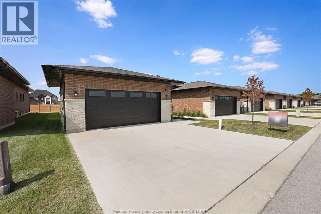 592 LILY MAC BOULEVARD, Windsor — photo 4