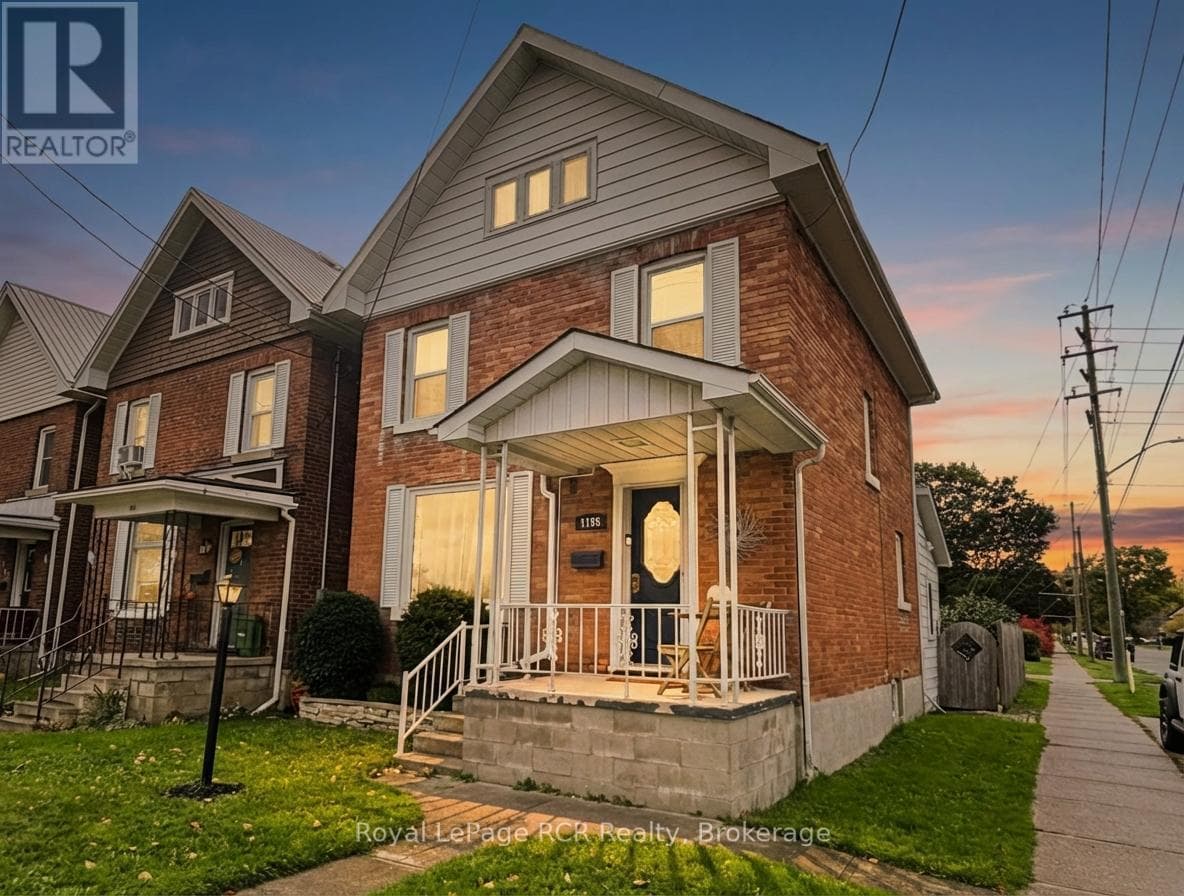 1198 2ND AVENUE W in 