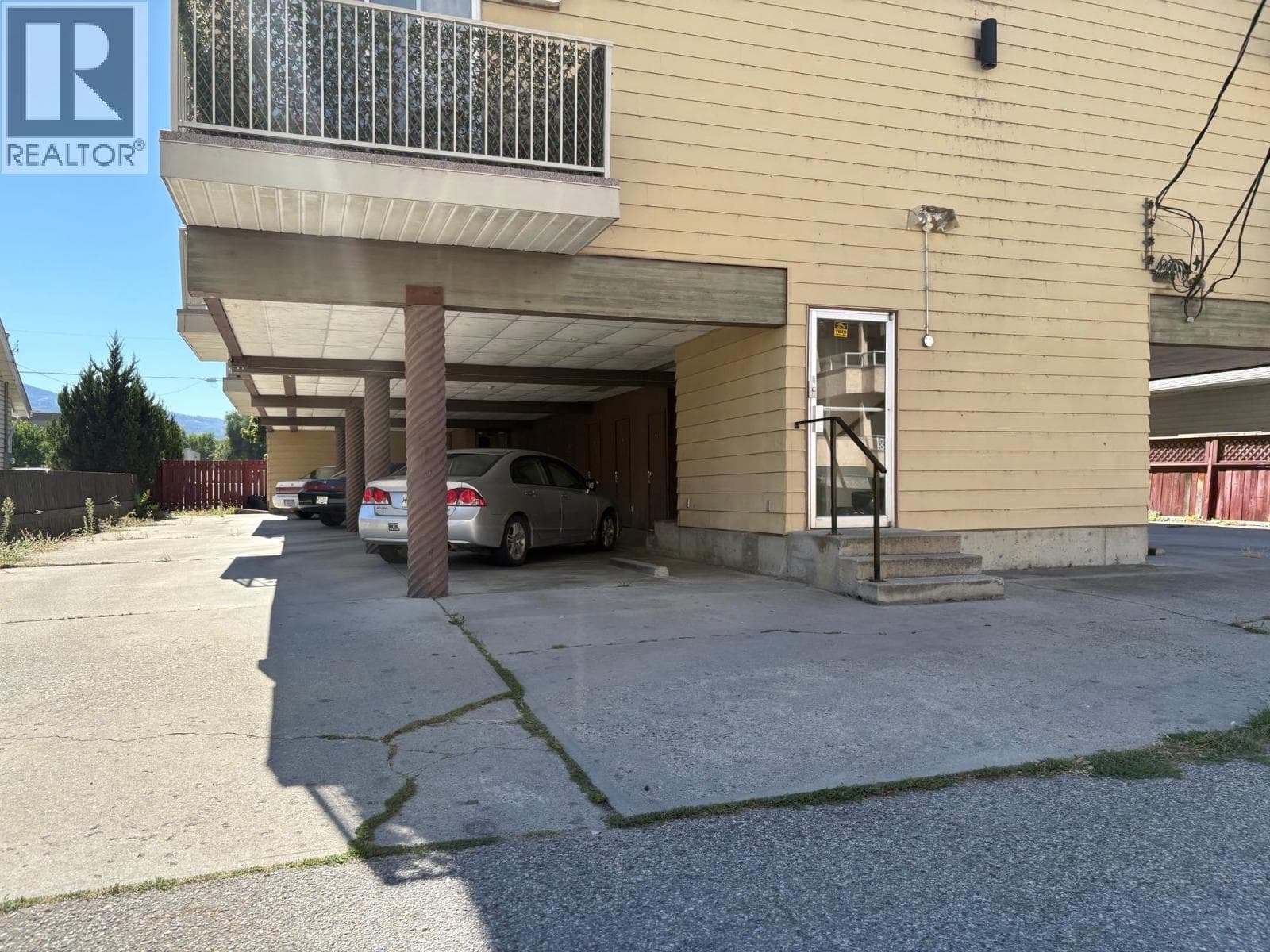 173 WADE AVENUE WEST — photo 2