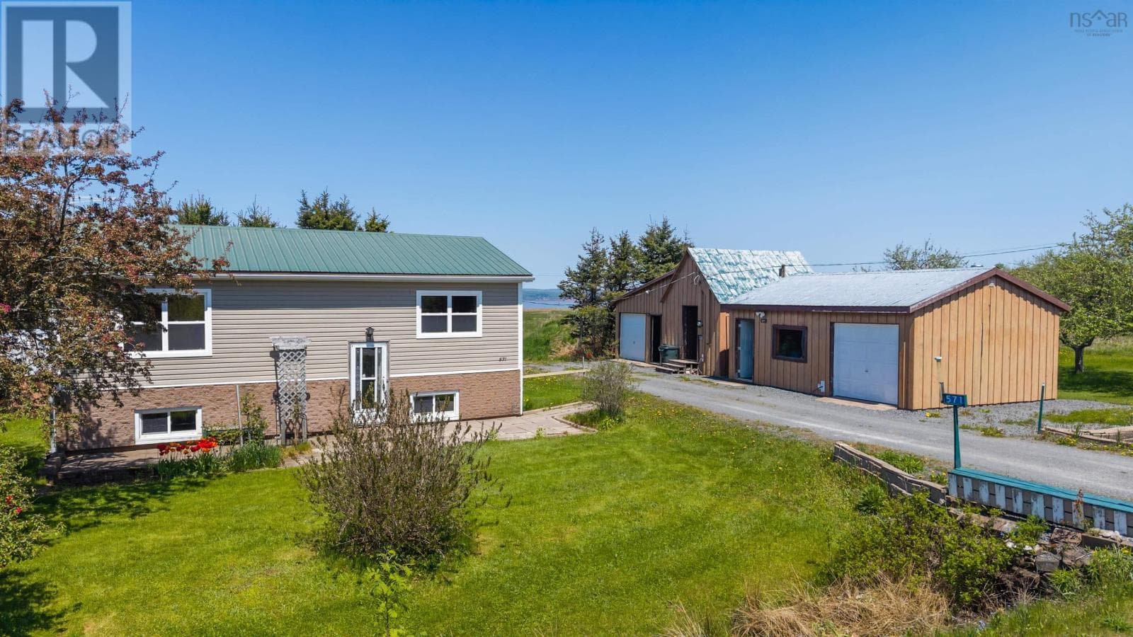 571 BURNTCOAT ROAD in 