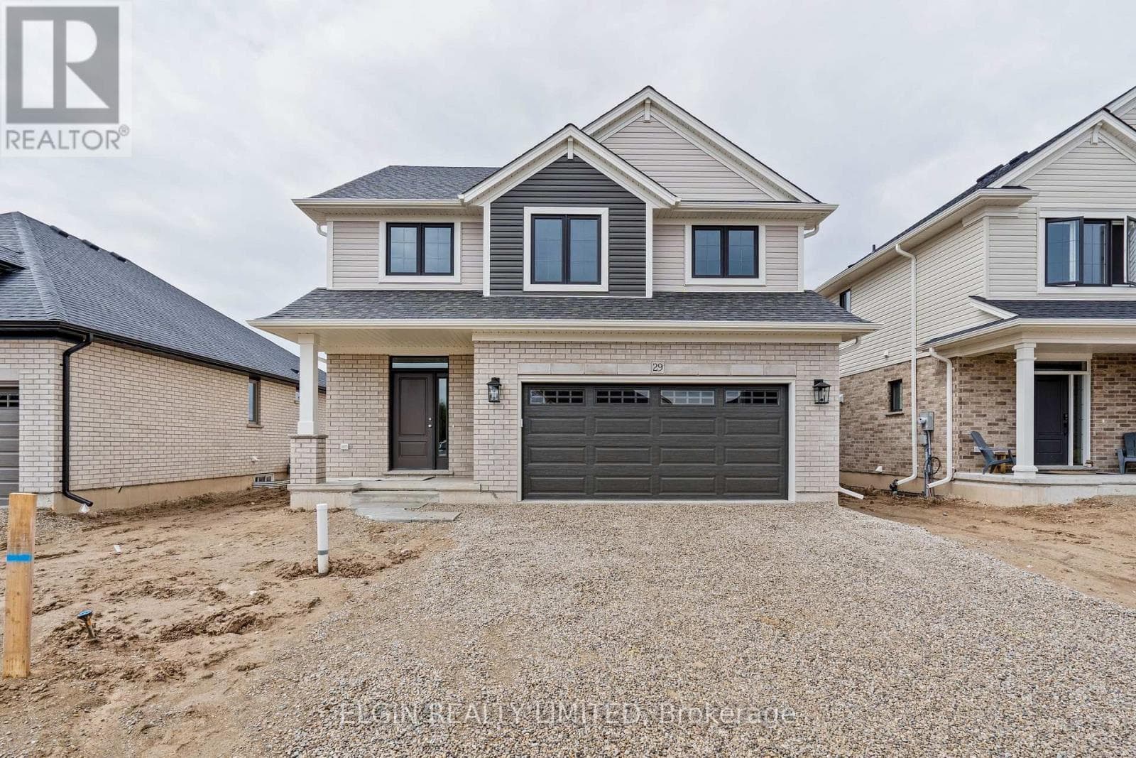 29 HEMLOCK CRESCENT in Harvey