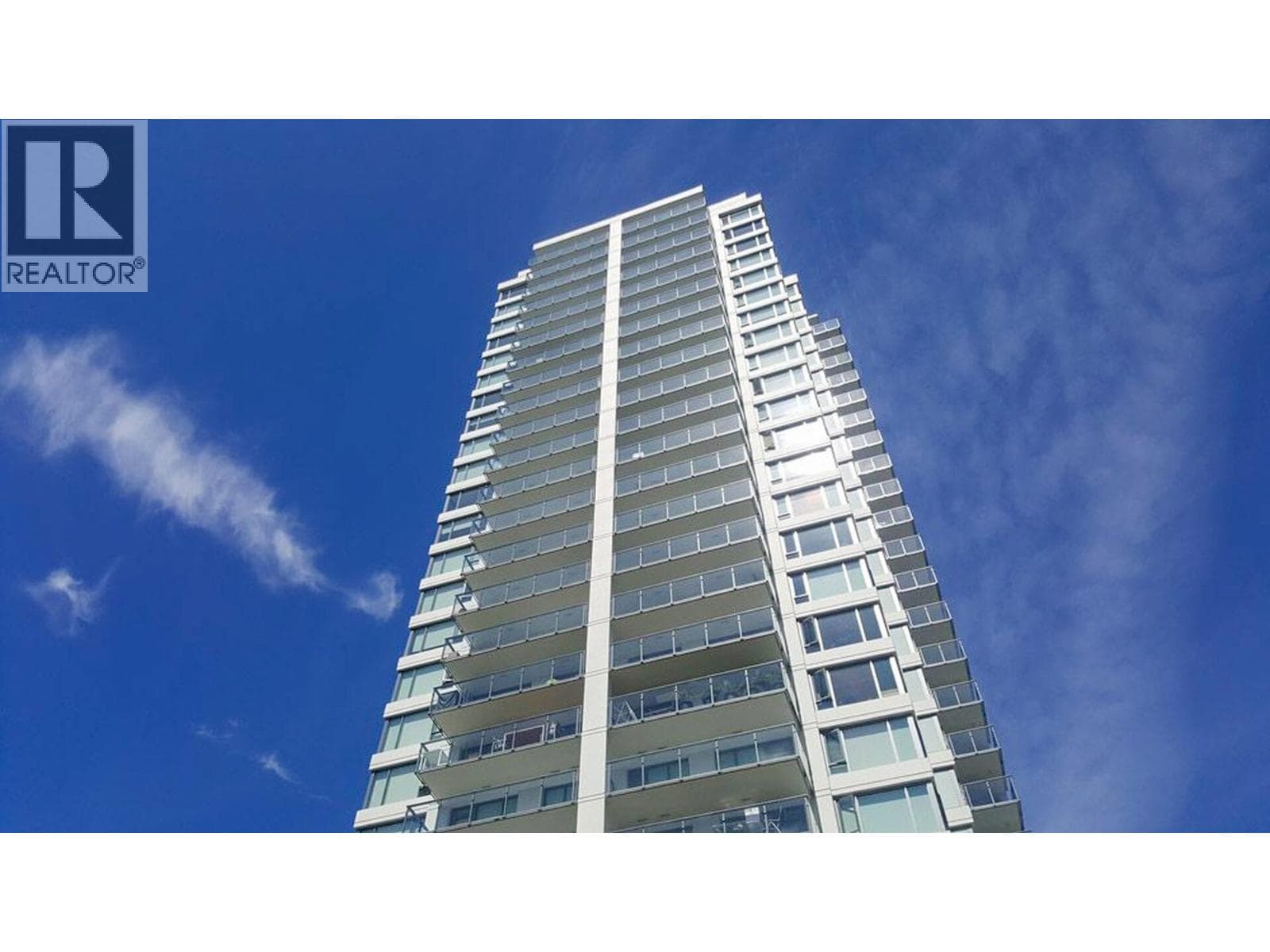 2304 570 EMERSON STREET — photo 2