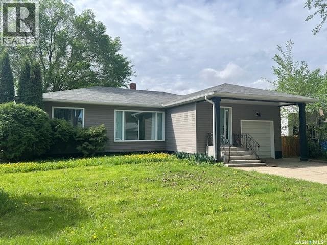 124 8th AVENUE W, Saskatchewan — photo 5