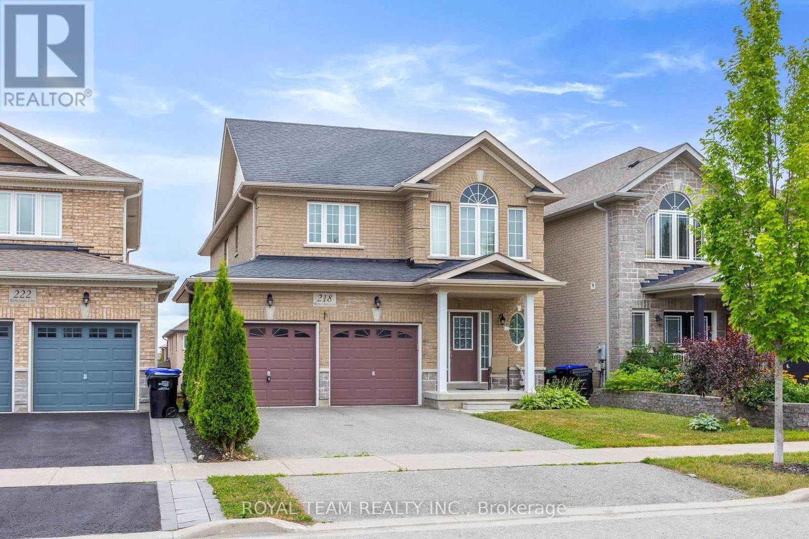 218 RICHARDSON CRESCENT, Toronto — photo 2