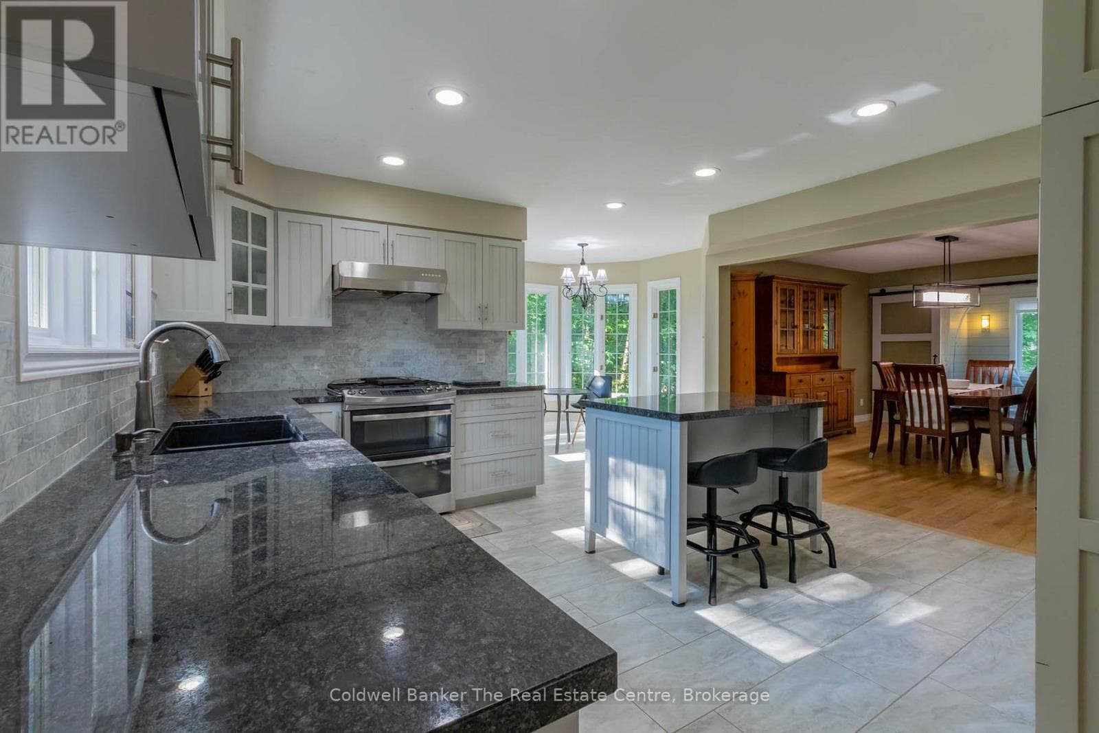 110 FOREST GLEN DRIVE, OnePoint — photo 5