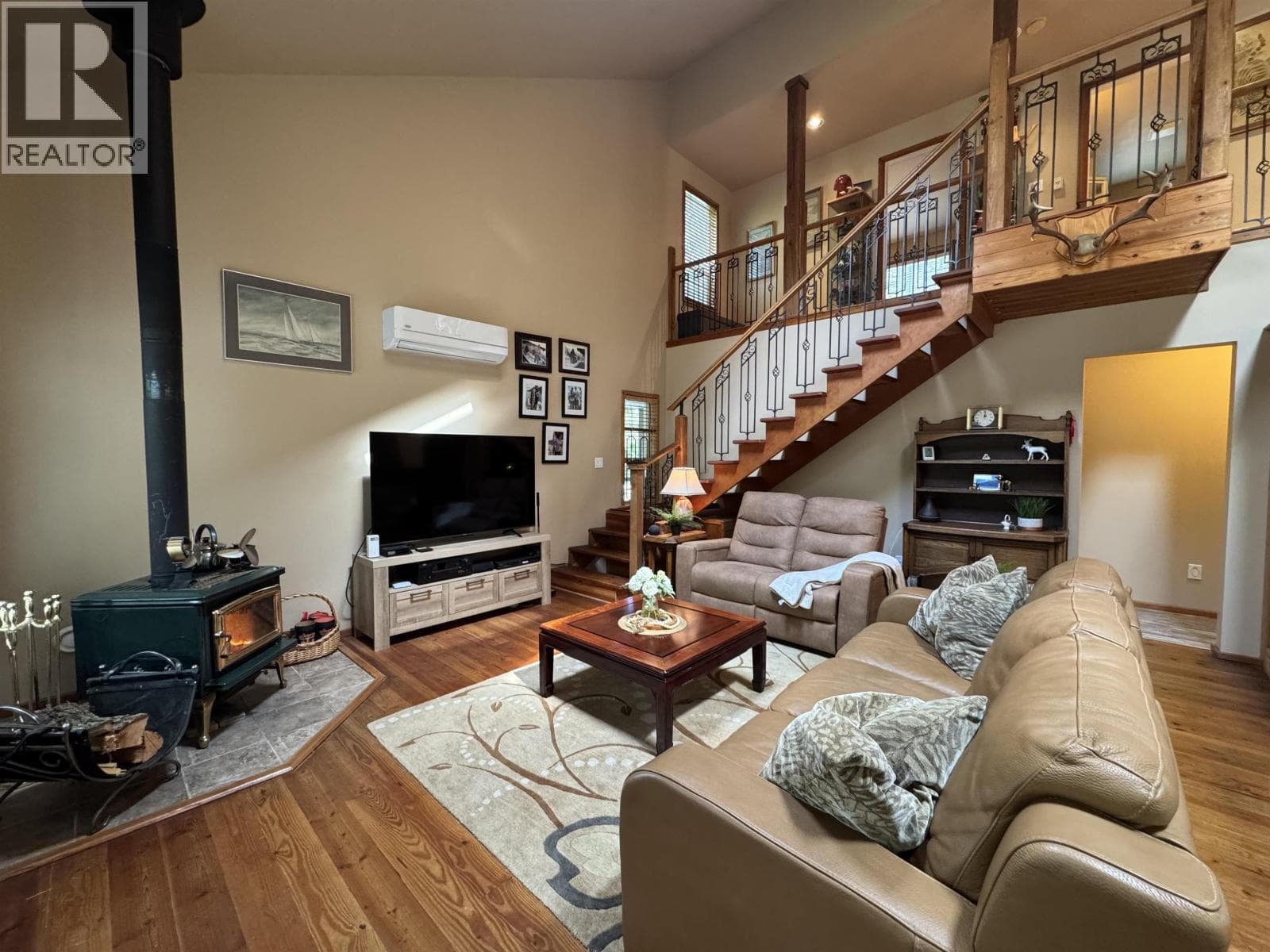 714 CHARTER ROAD, Greater Vancouver — photo 3