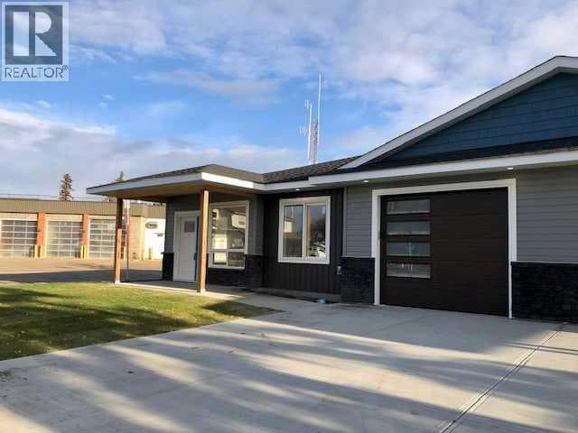 #2, 4738 49A Avenue, Red Deer (Central Alberta) — photo 2