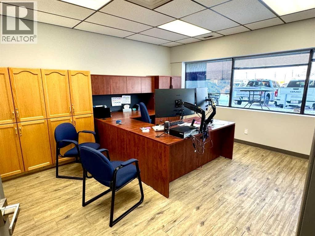 5, 7969 49 Avenue, Red Deer (Central Alberta) — photo 5