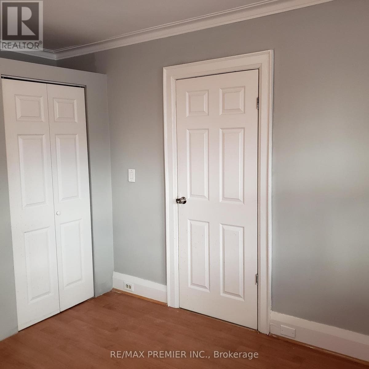118 BUDE STREET, Toronto — photo 3