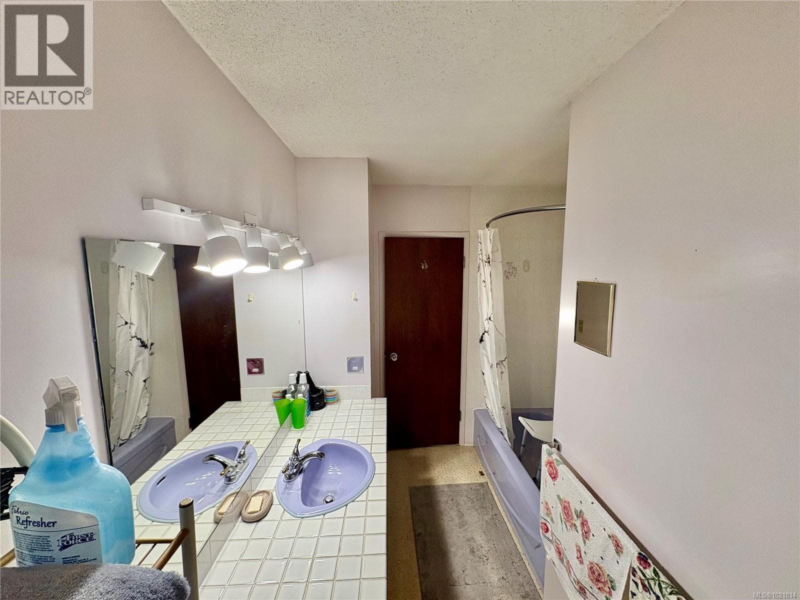 2738 14th Ave in 