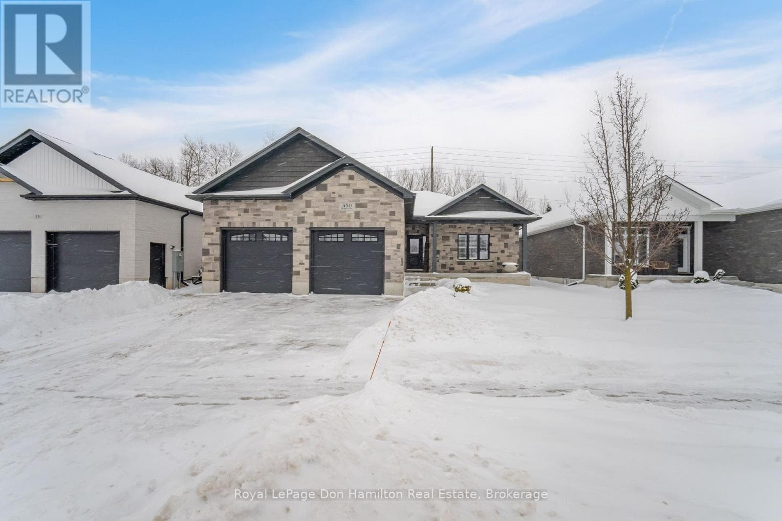 450 ROGERS ROAD — photo 2