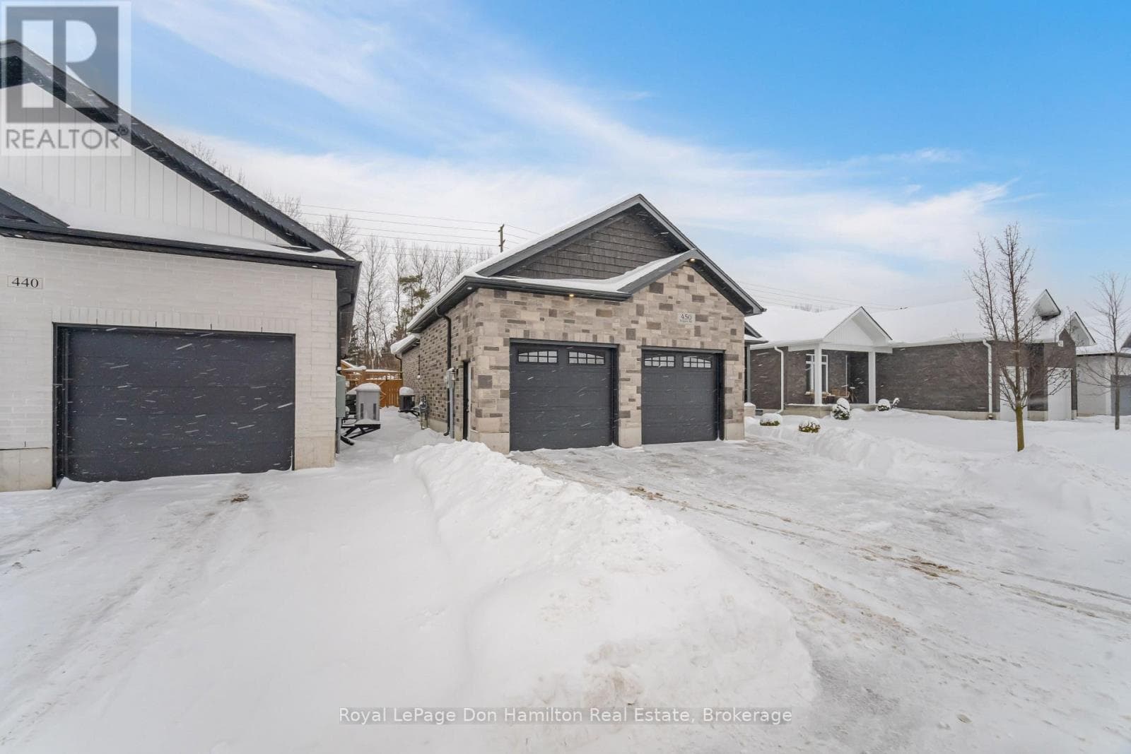450 ROGERS ROAD — photo 3