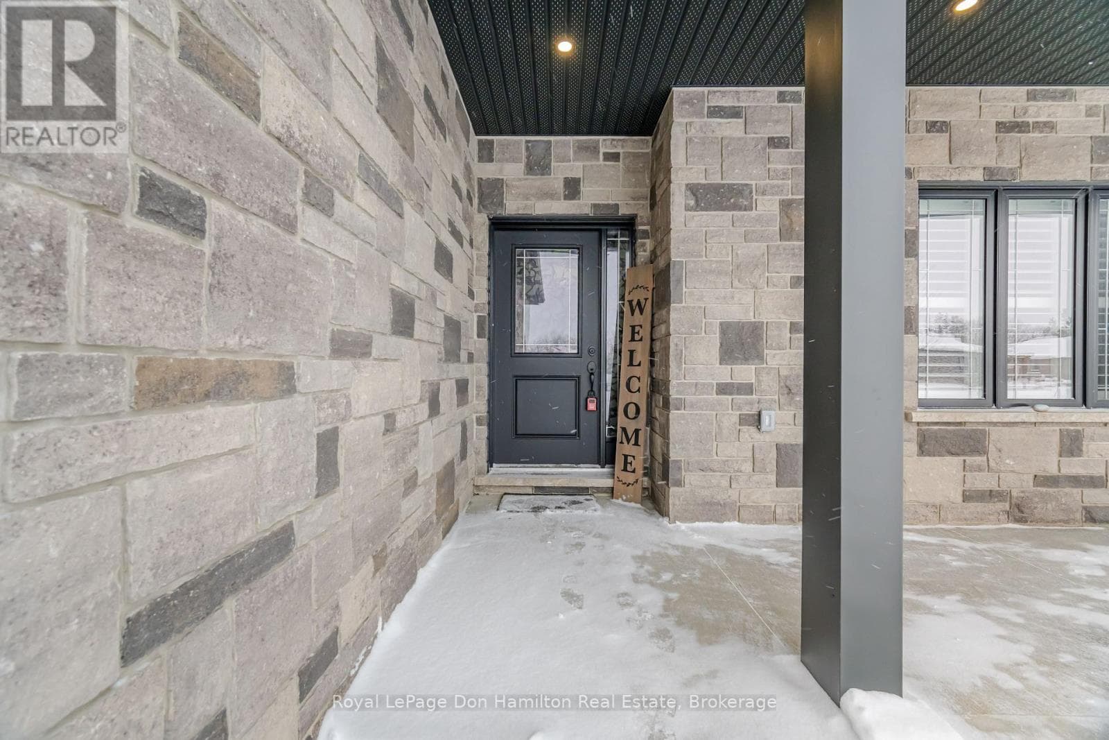 450 ROGERS ROAD — photo 5