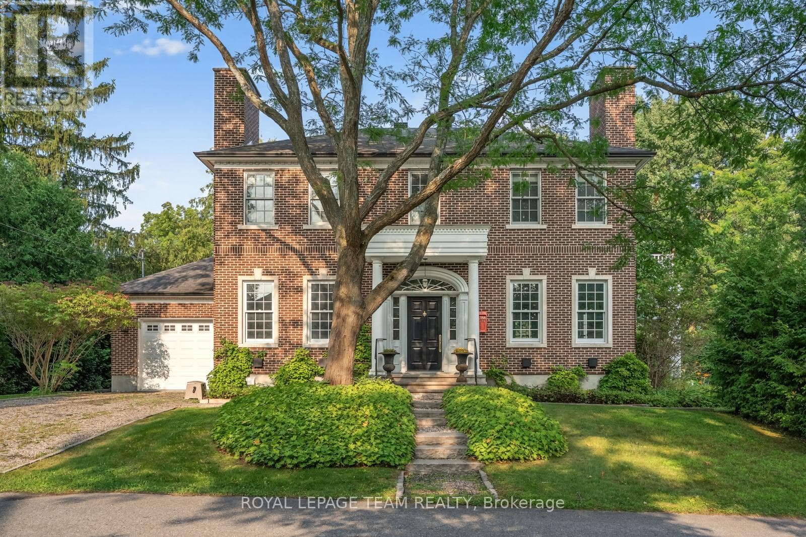 140 HOWICK STREET in ROCKCLIFFE PARK