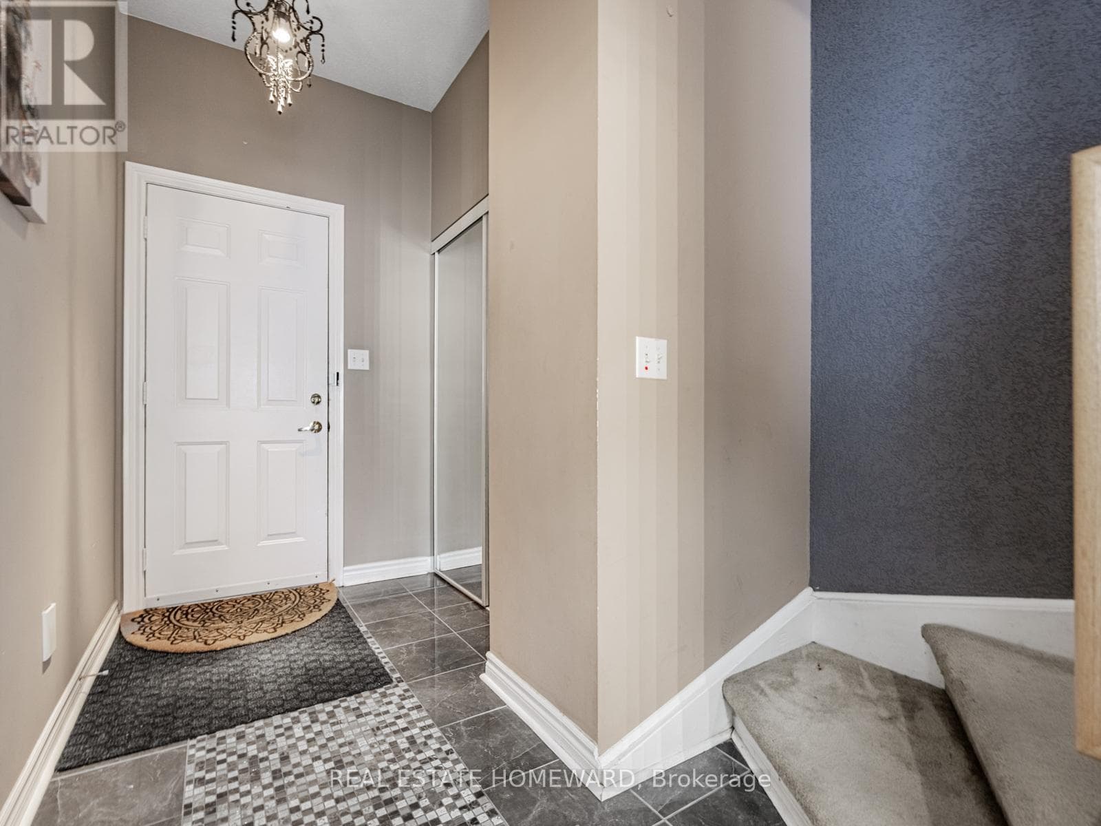 964A THE QUEENSWAY, Toronto — photo 3