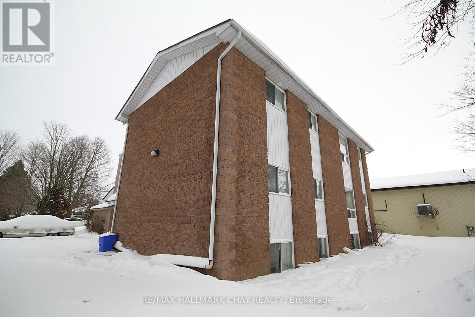 12 SHAW STREET in 