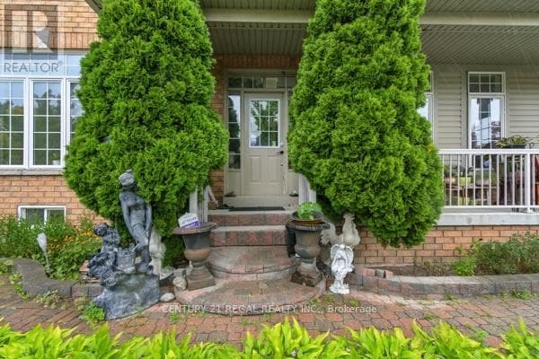 3 OSPREY COURT, Toronto — photo 3