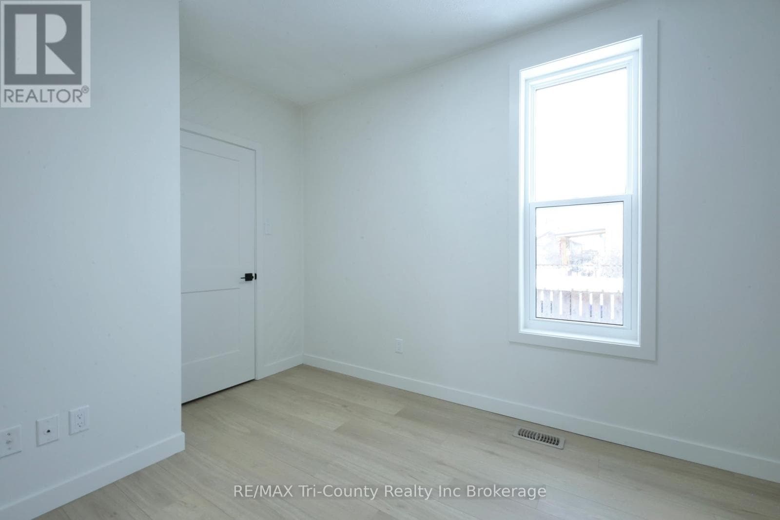 12 MARIAM STREET, Woodstock-Ingersoll-Tillsonburg — photo 3