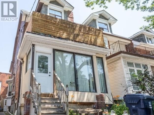 1 - 693 EUCLID AVENUE in Palmerston-Little Italy