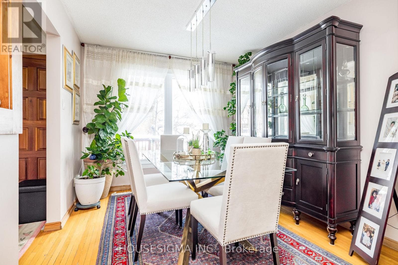 994 CHARLTON DRIVE in CARSON GROVE - CARSON MEADOWS