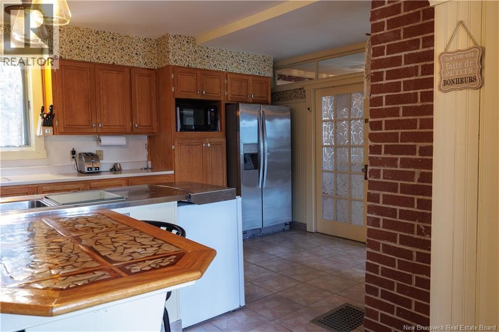 539 Boulevard St Pierre O, New Brunswick — photo 2