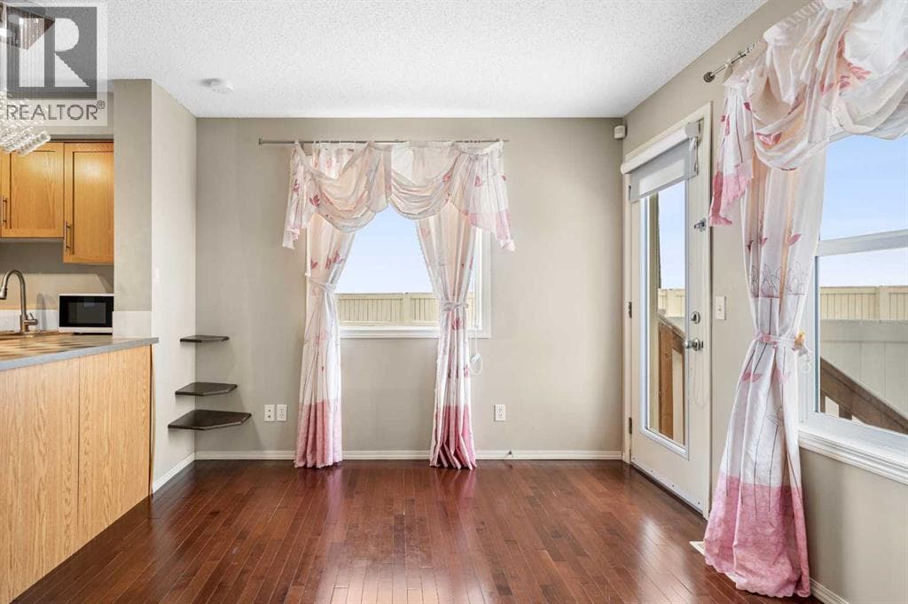 312 Saddlebrook Point NE, Calgary — photo 4