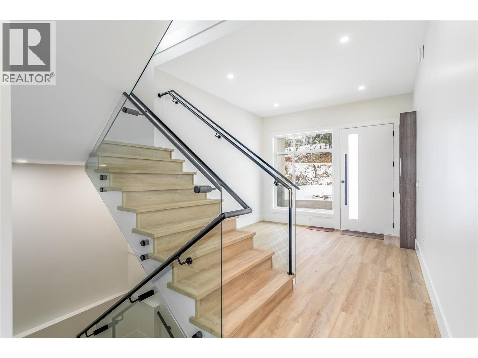 1136 HUME AVENUE in Belgo - Black Mountain