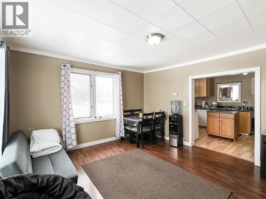 103 3 Avenue SW, Grande Prairie — photo 4