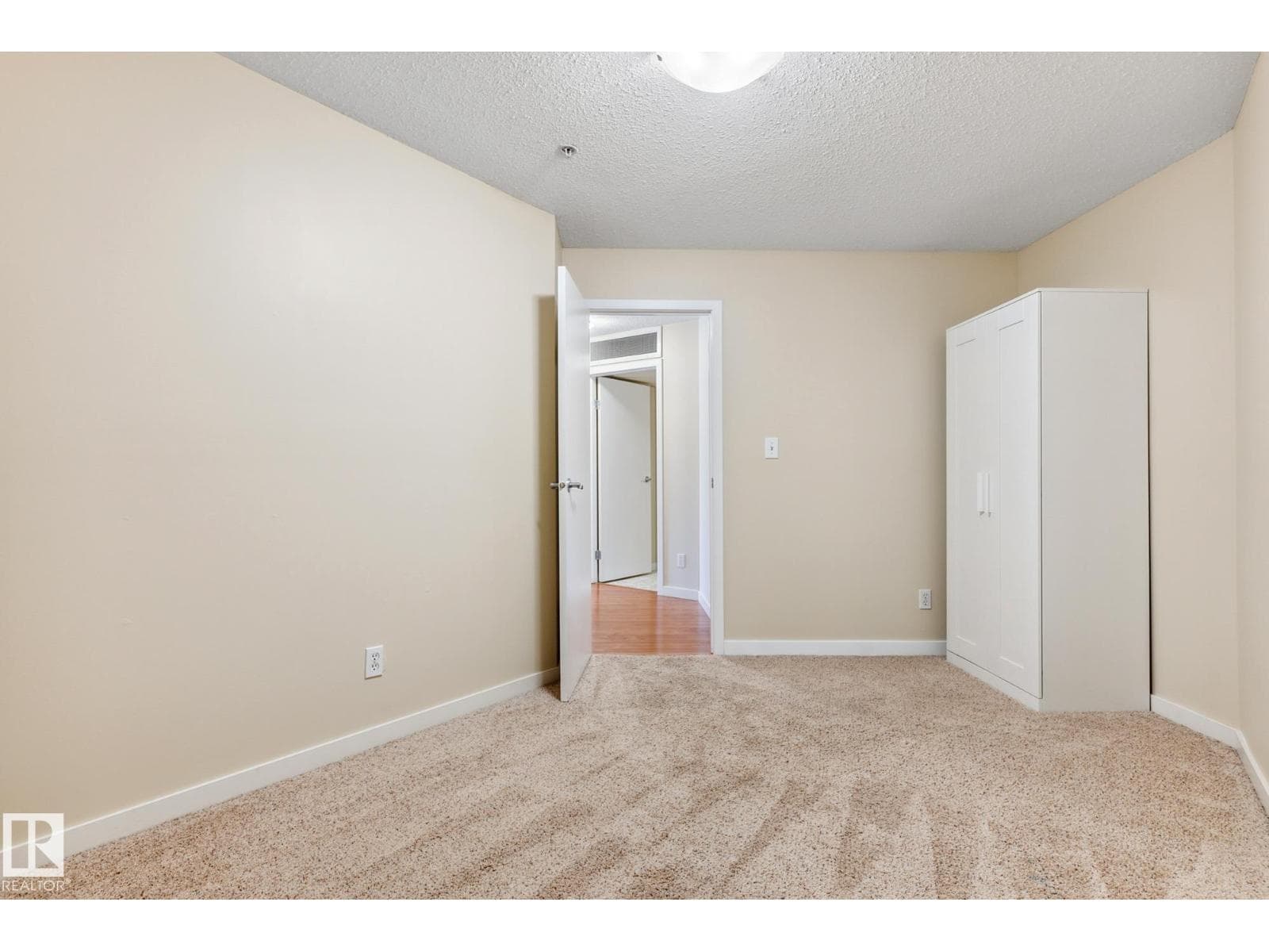 #223 4312 139 AV NW, Edmonton — photo 3