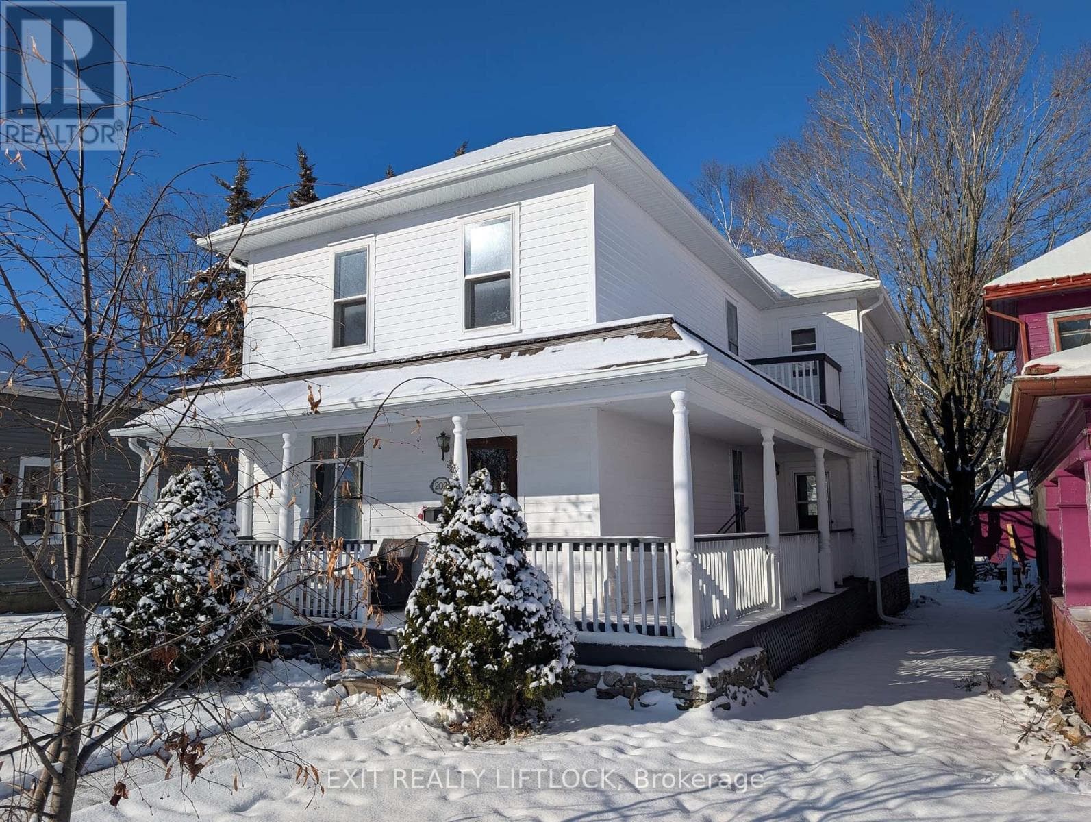 202 QUEEN STREET in 