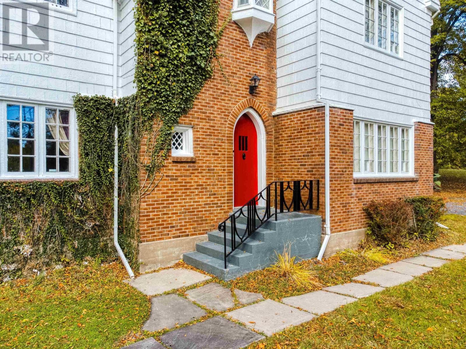 68 COTTAGE STREET, NSAR — photo 2