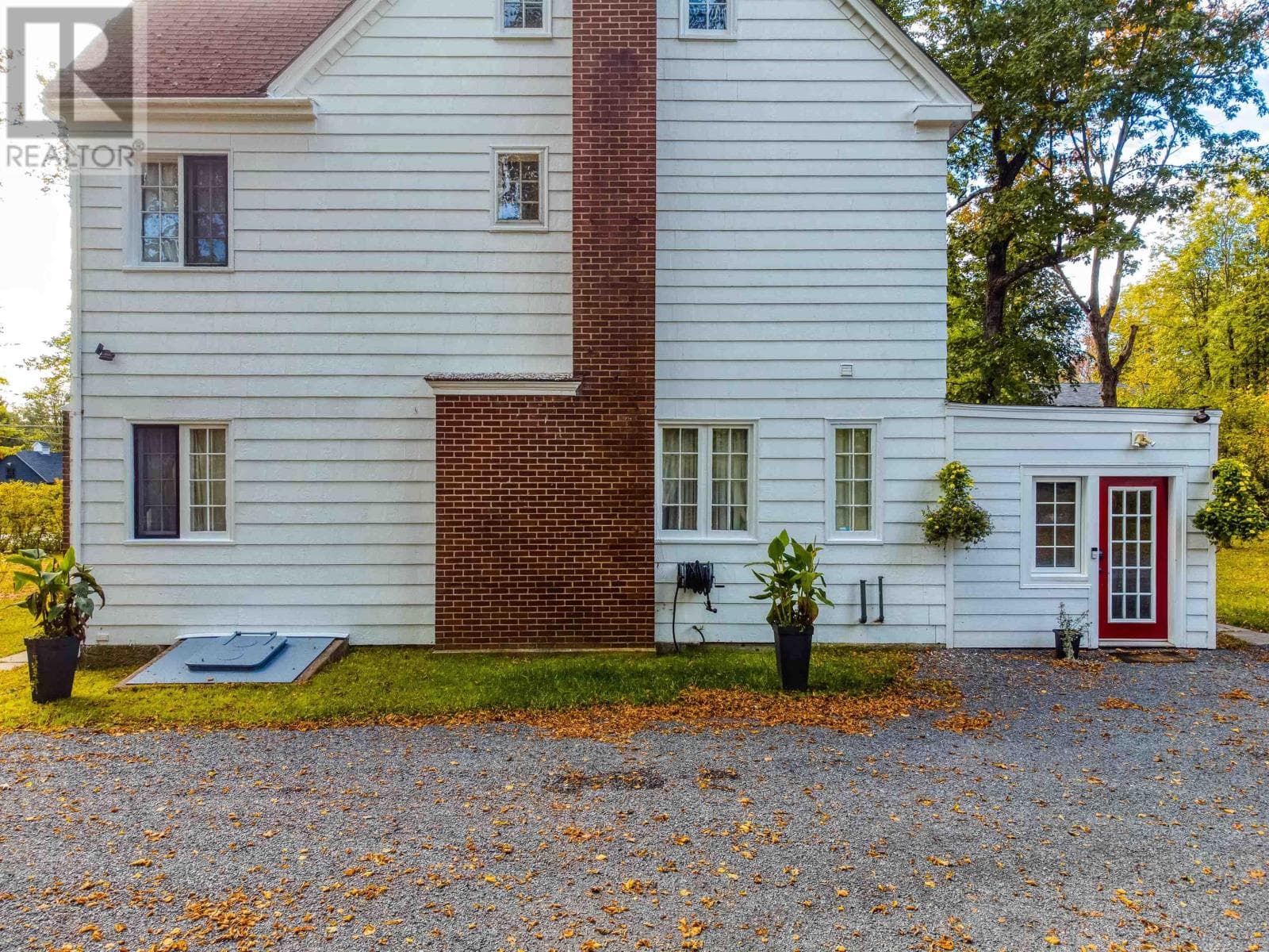 68 COTTAGE STREET, NSAR — photo 4